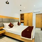 Gold Beach Villa