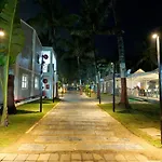 Gold Beach Villa