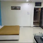Hotel Samrat