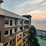 Golden Chariot Hotel Daman