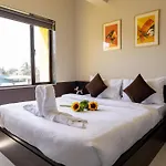 Saavi Suites