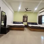 Goldie Villa - Daman