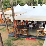 Hardys Villa Resort