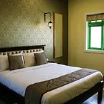 Hardys Villa Resort