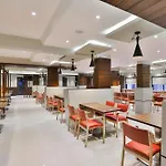 Oyo 16122 Hotel Navya Palace