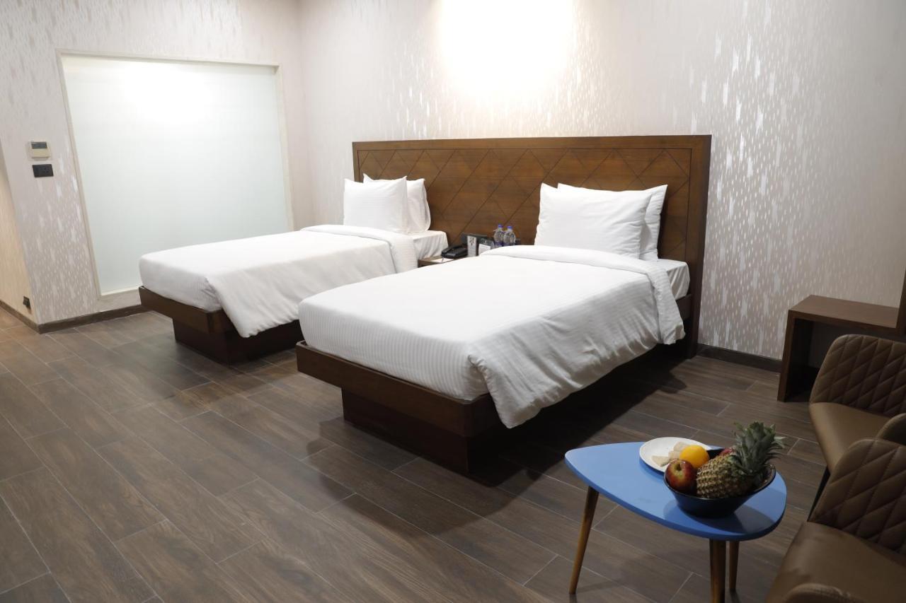 Devka Hotel