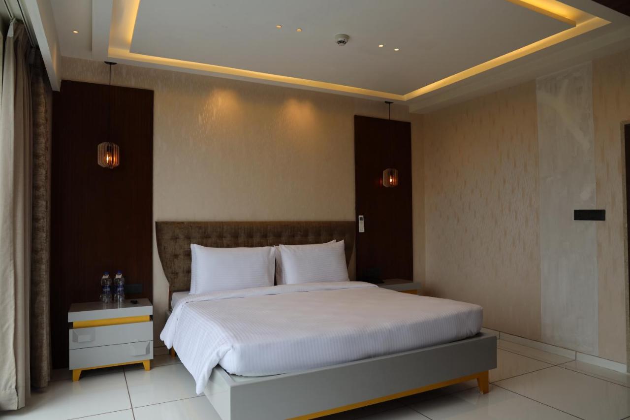 Devka Hotel Daman