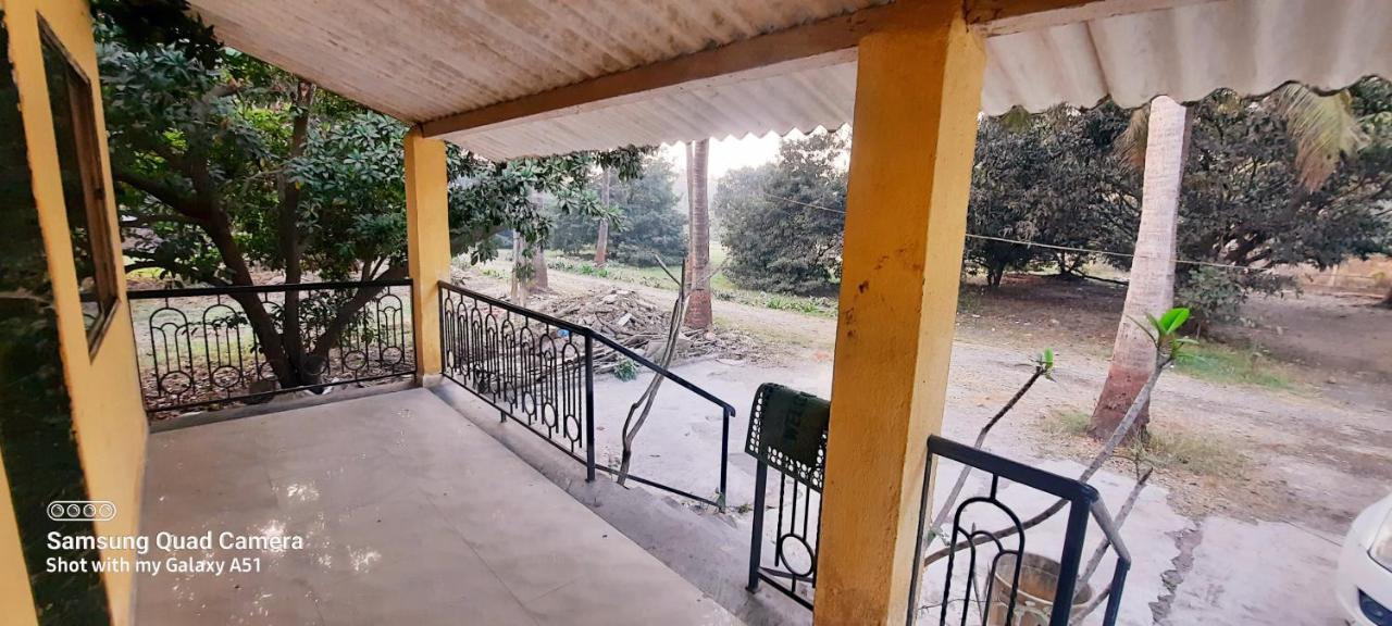 Anna Farmhouse Farm stay *