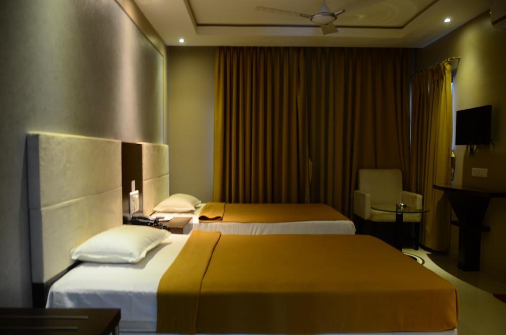 Blue Lagoon 4* Daman
