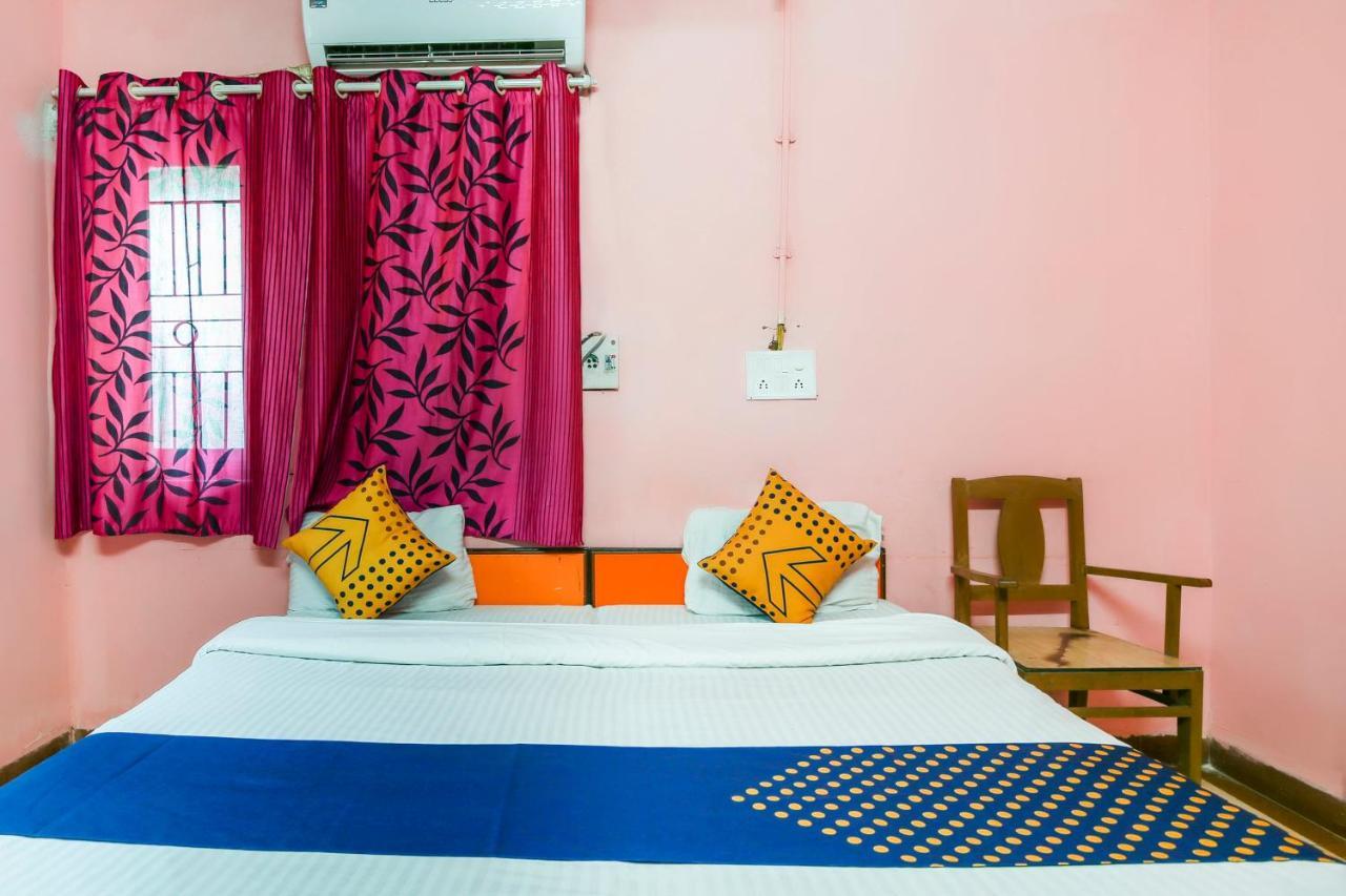 Spot On 67211 Gokul Daman