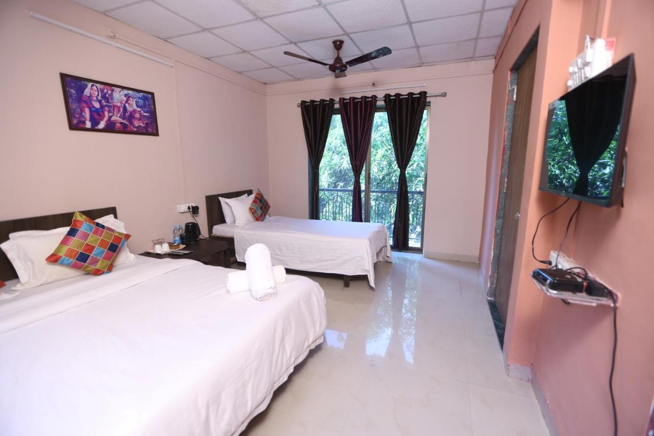 Anna Farmhouse Farm stay Daman