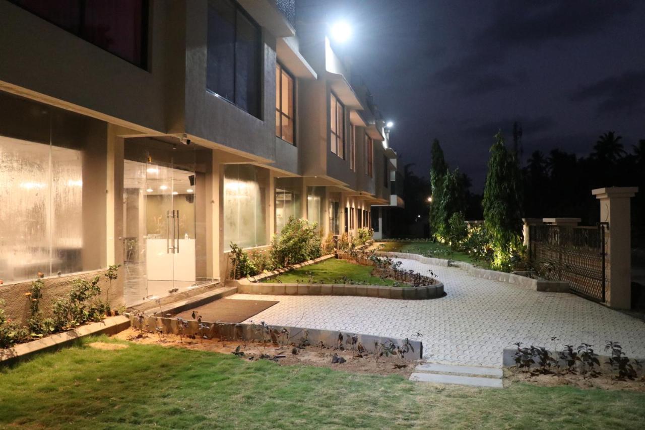 Hotel Nest Beacon Daman