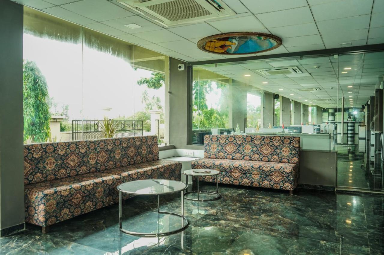 Hotel Nest Beacon Daman