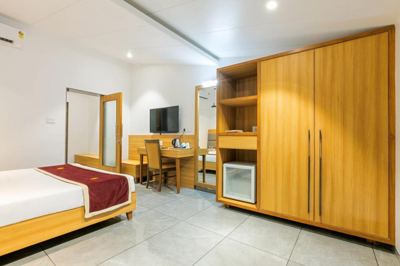 Hotel Gold Daman