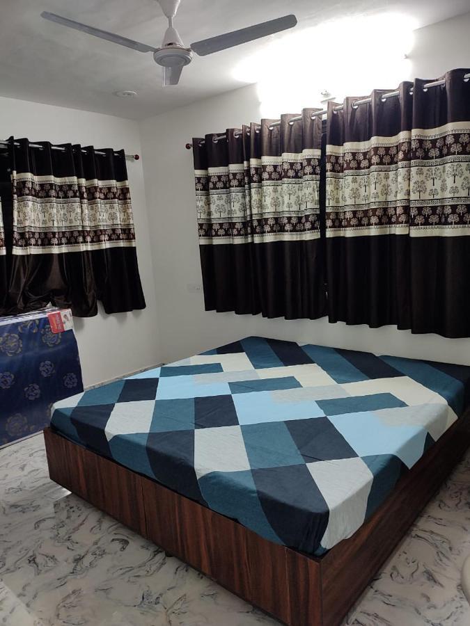 Rj Farmhouse Farm stay *