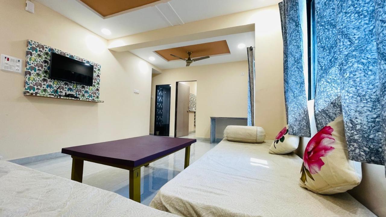 Devka House Guest house *