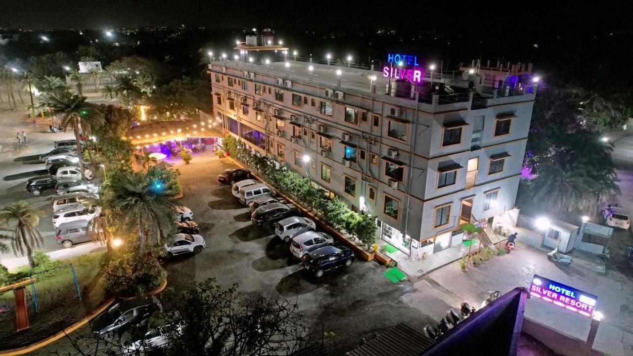 Silver Hotel *