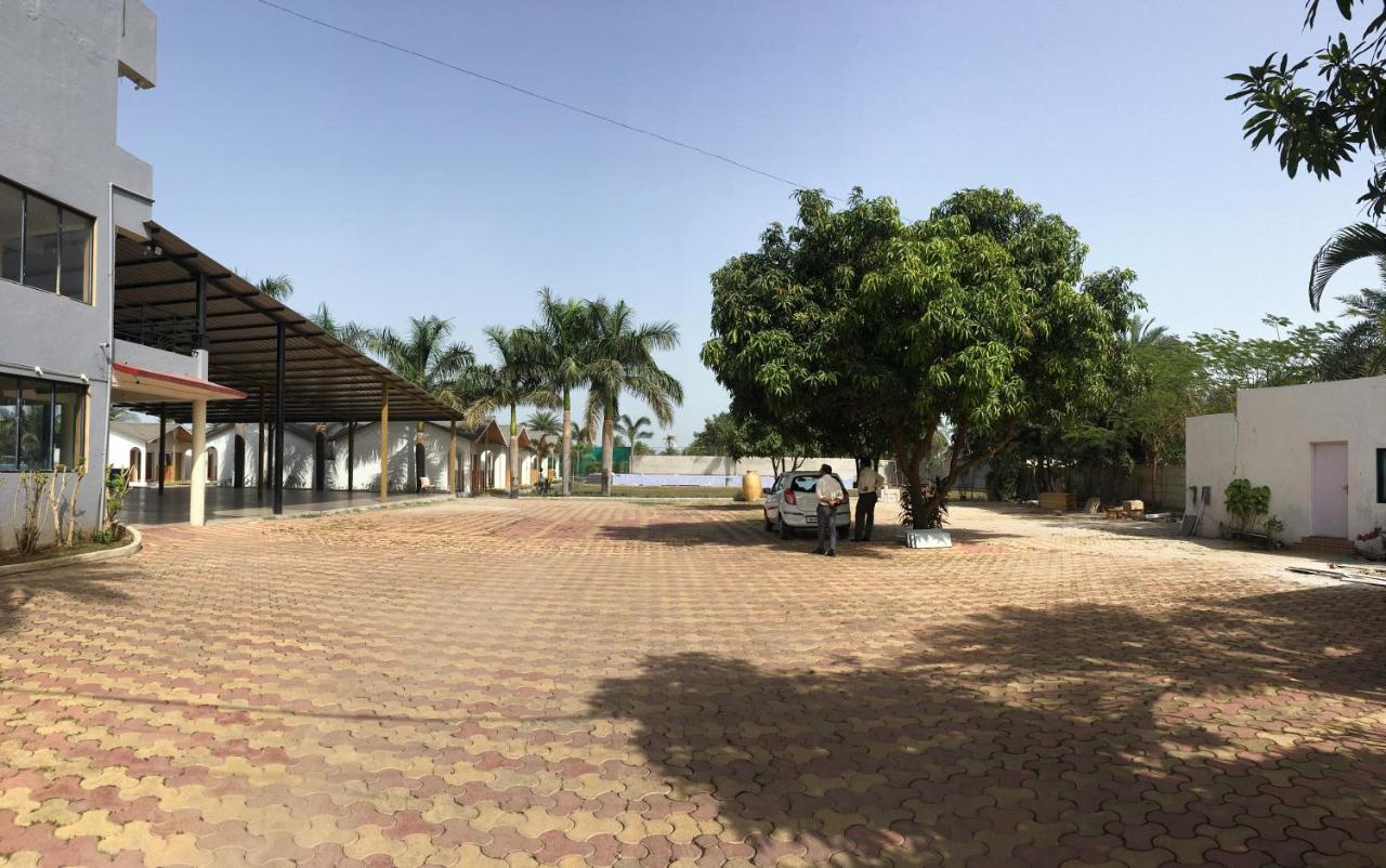 Vits Devka beach Daman