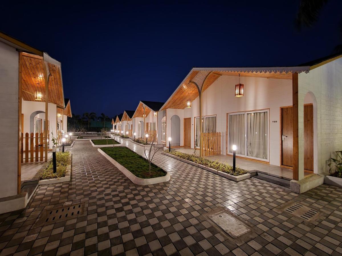 Vits Devka beach Hotel Daman