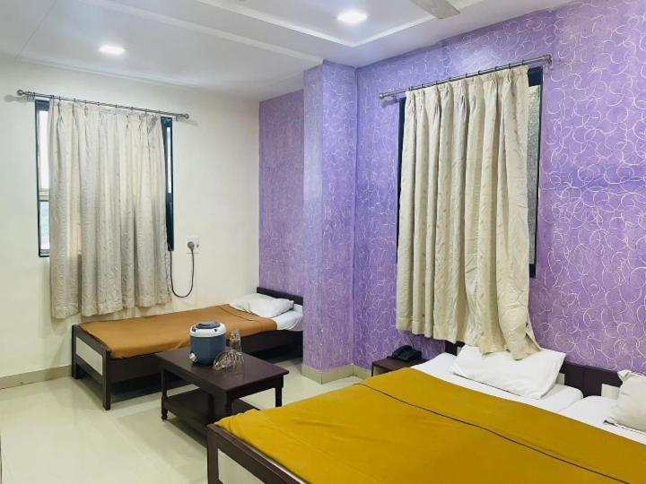 Hotel Samrat