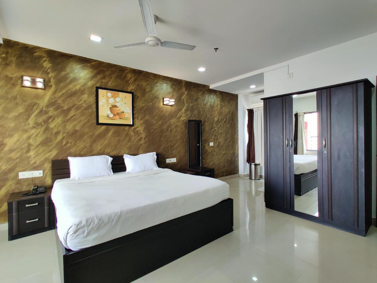 Golden Chariot 3*