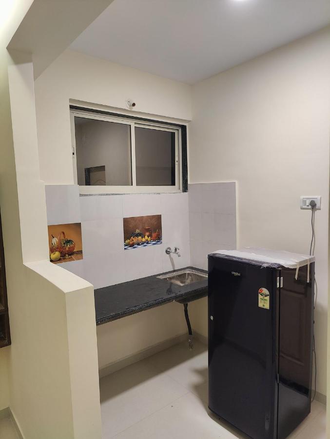 Gandhi Apartment *