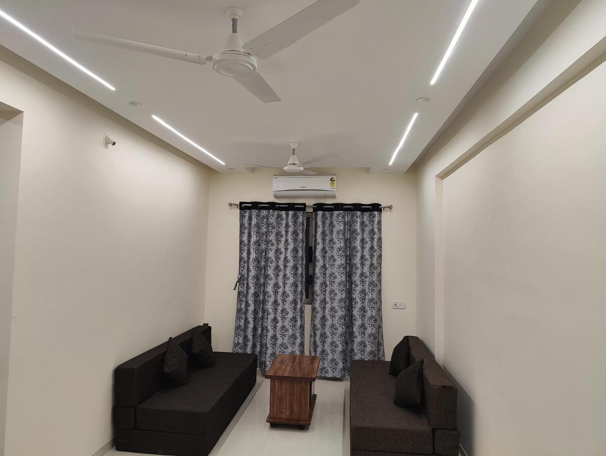 Apartment Gandhi *