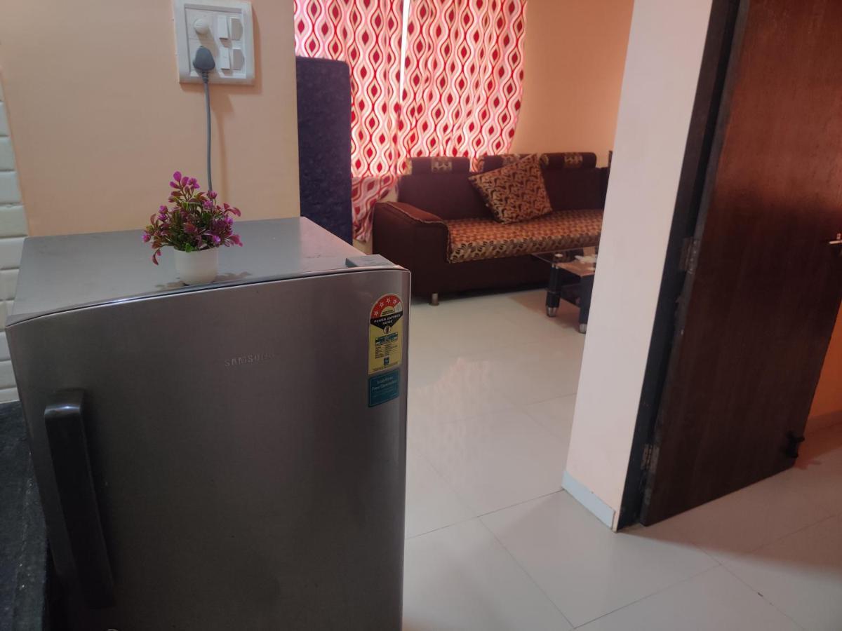 Dwelling Apartment *