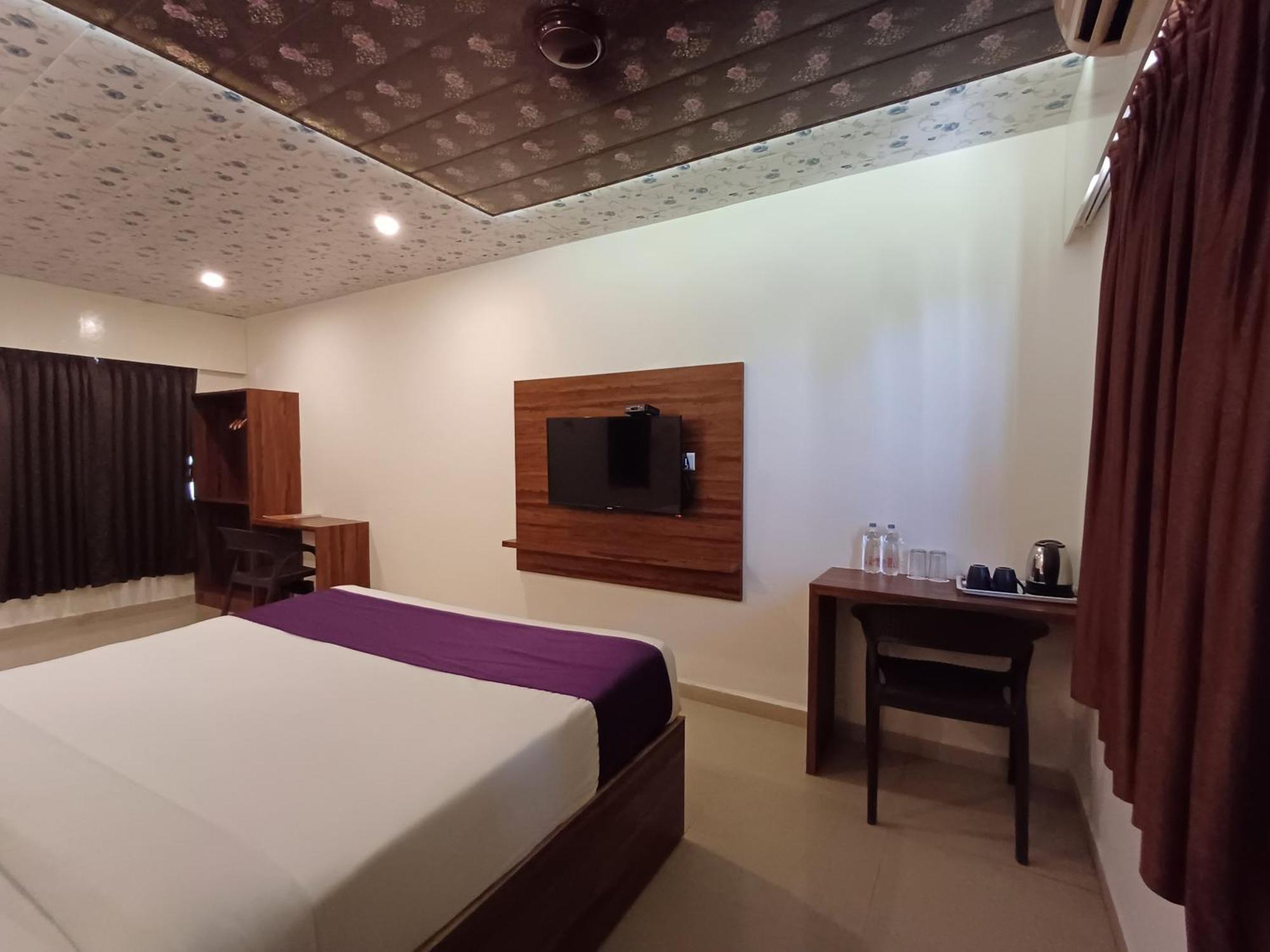 Vits Devka beach Hotel Daman