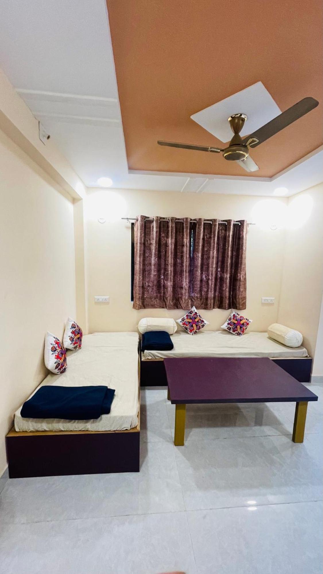 Devka House Guest house Daman