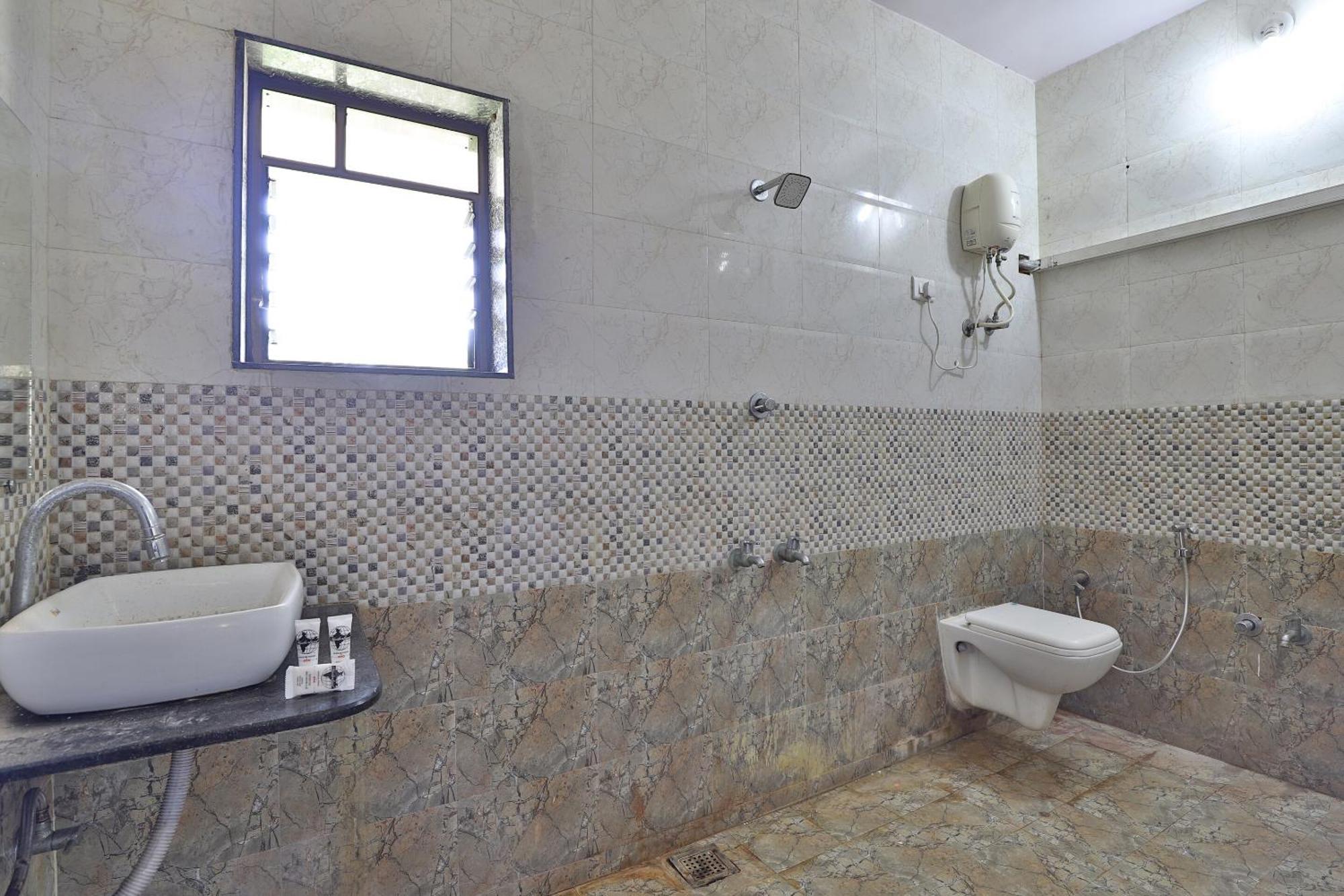 Hotel O Star Daman