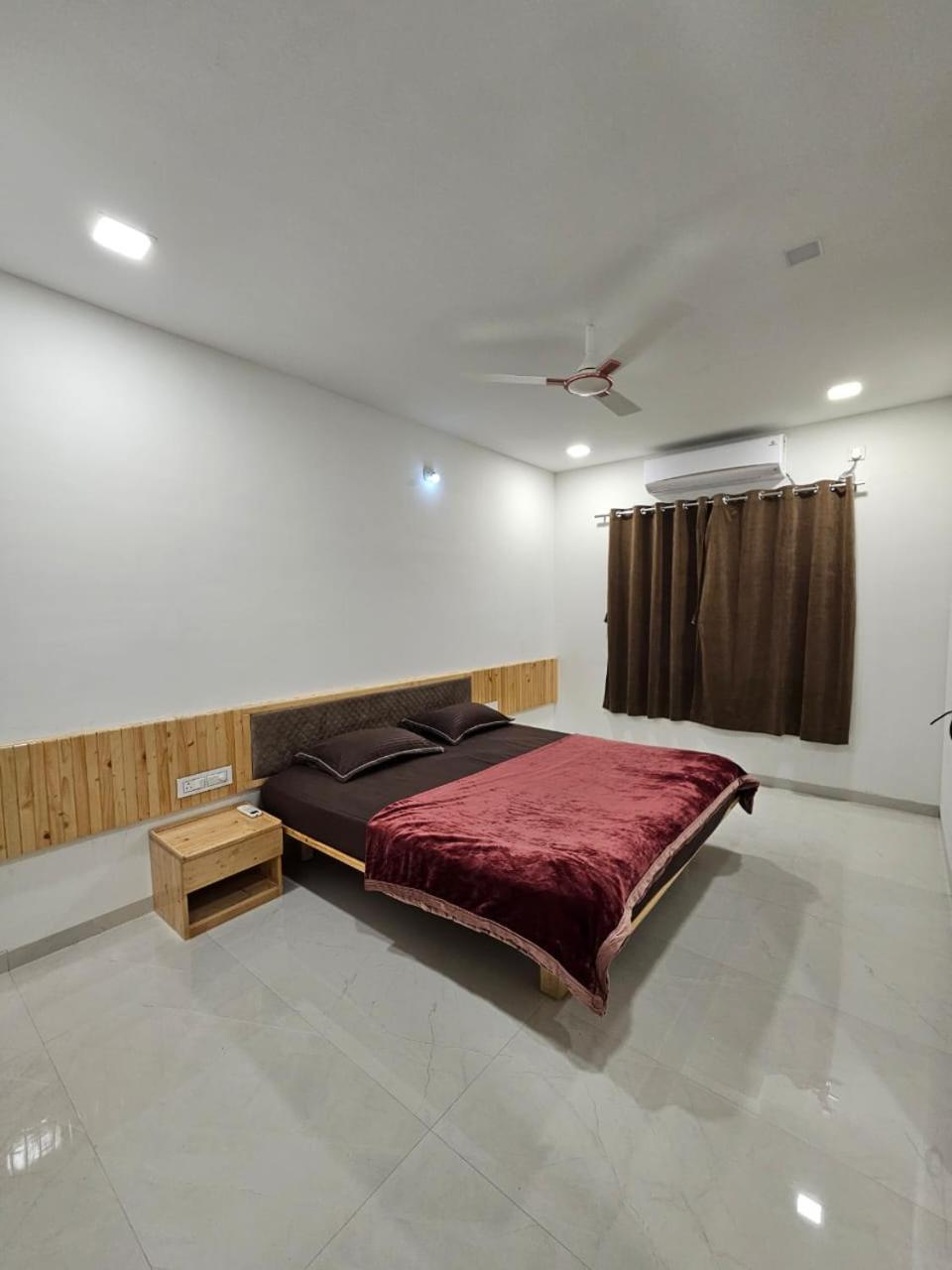 Cabana Rooms Daman