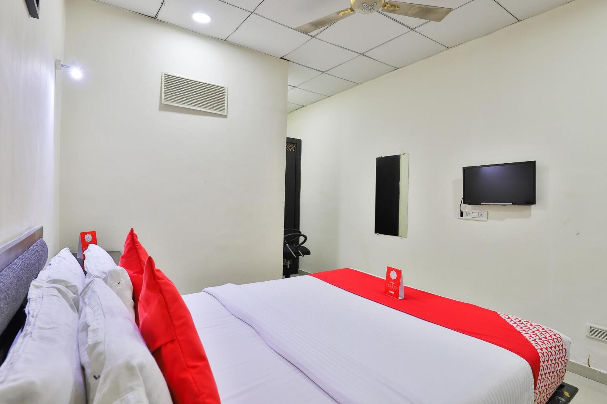 O Lotus Residency 3*