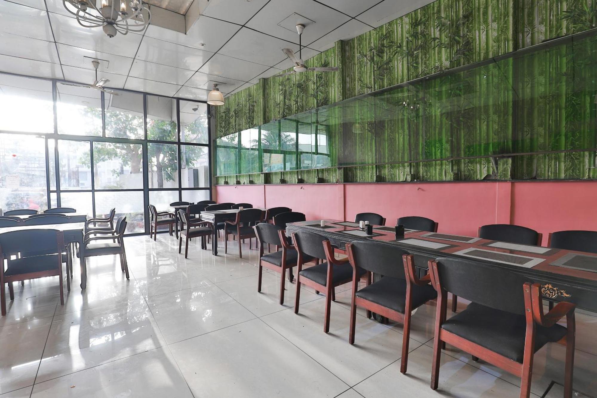 O Lotus Residency Hotel 3*