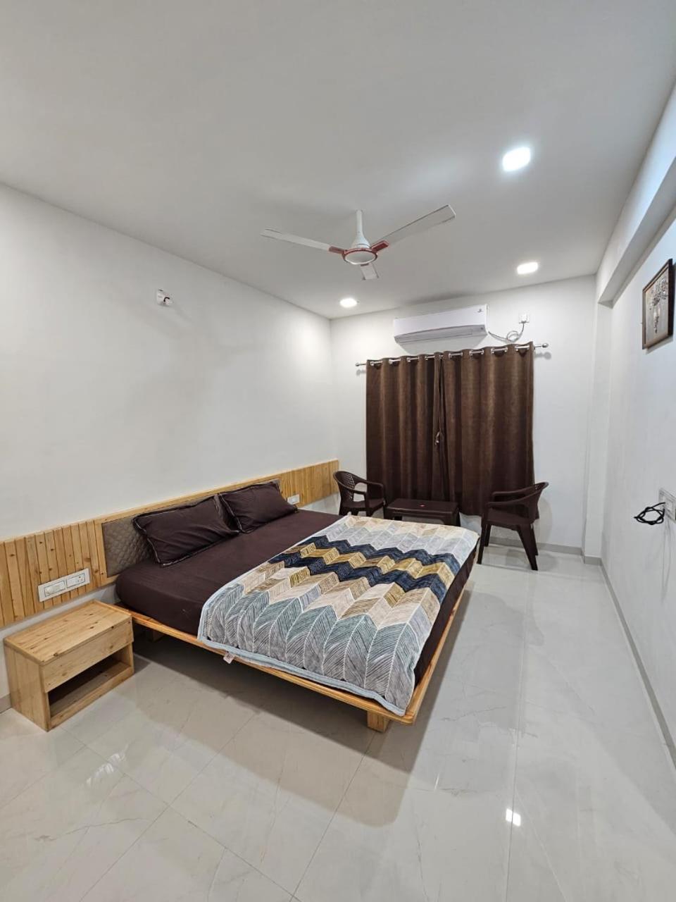 Guest house Cabana Rooms Daman
