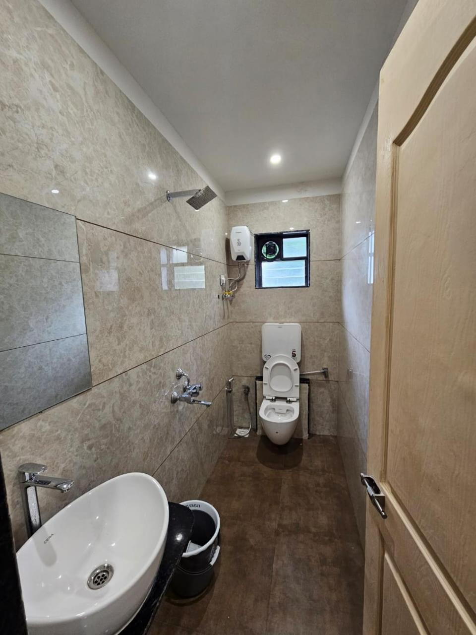 Cabana Rooms Guest house