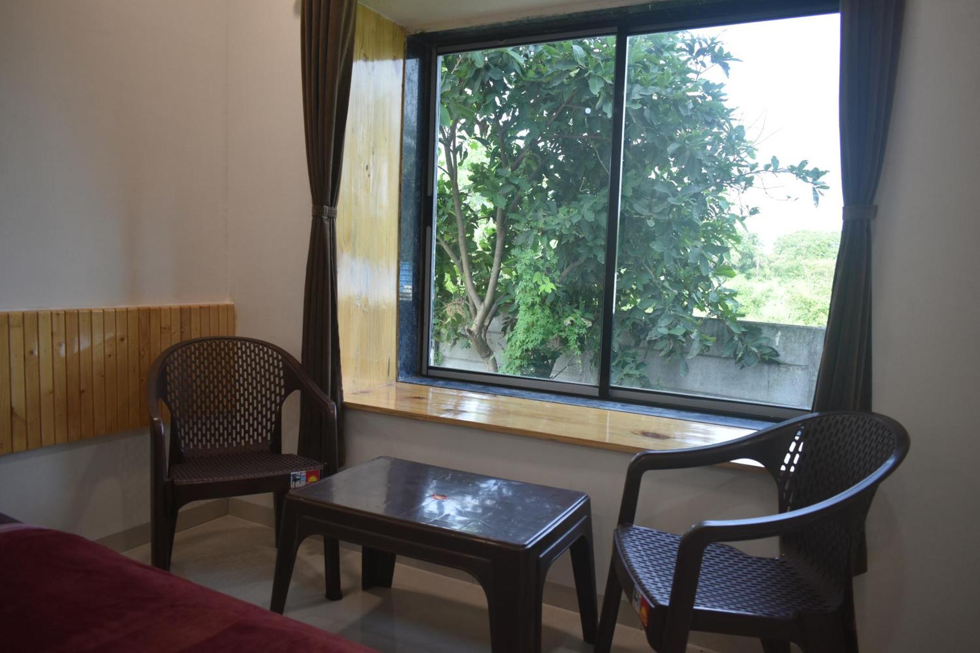 Cabana Rooms * Daman