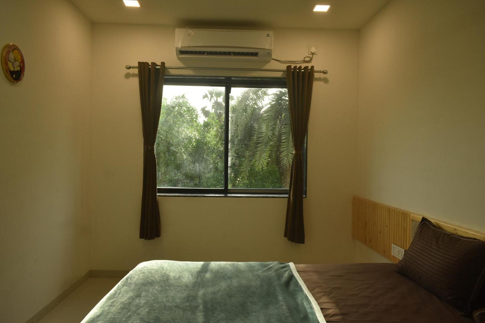 Cabana Rooms Guest house