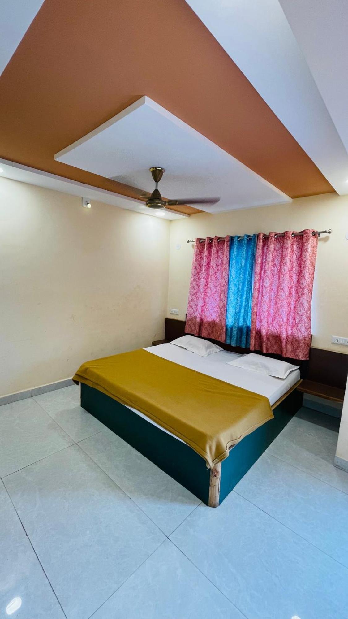 Devka House Hotel Daman