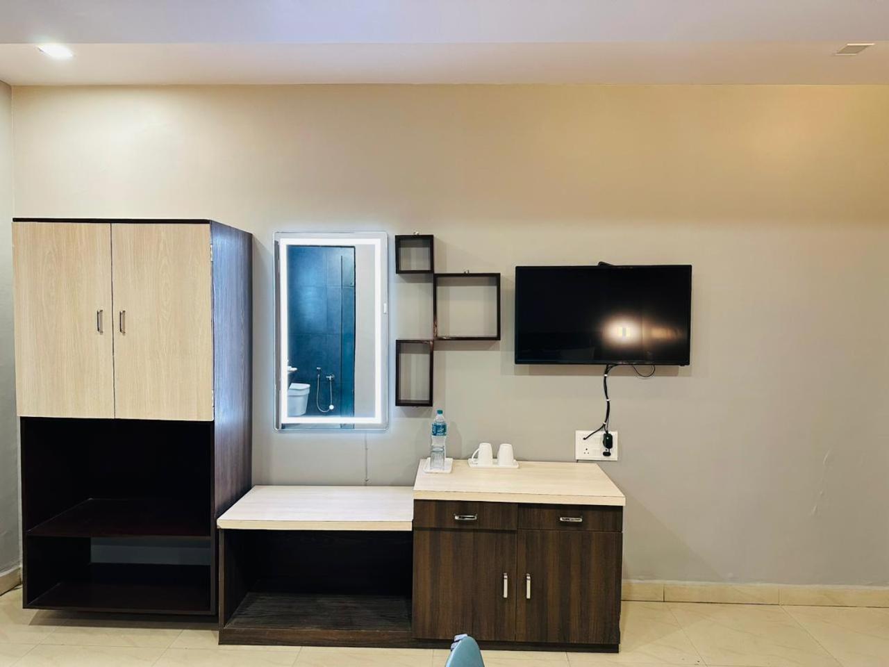 Hotel Areca Palms &