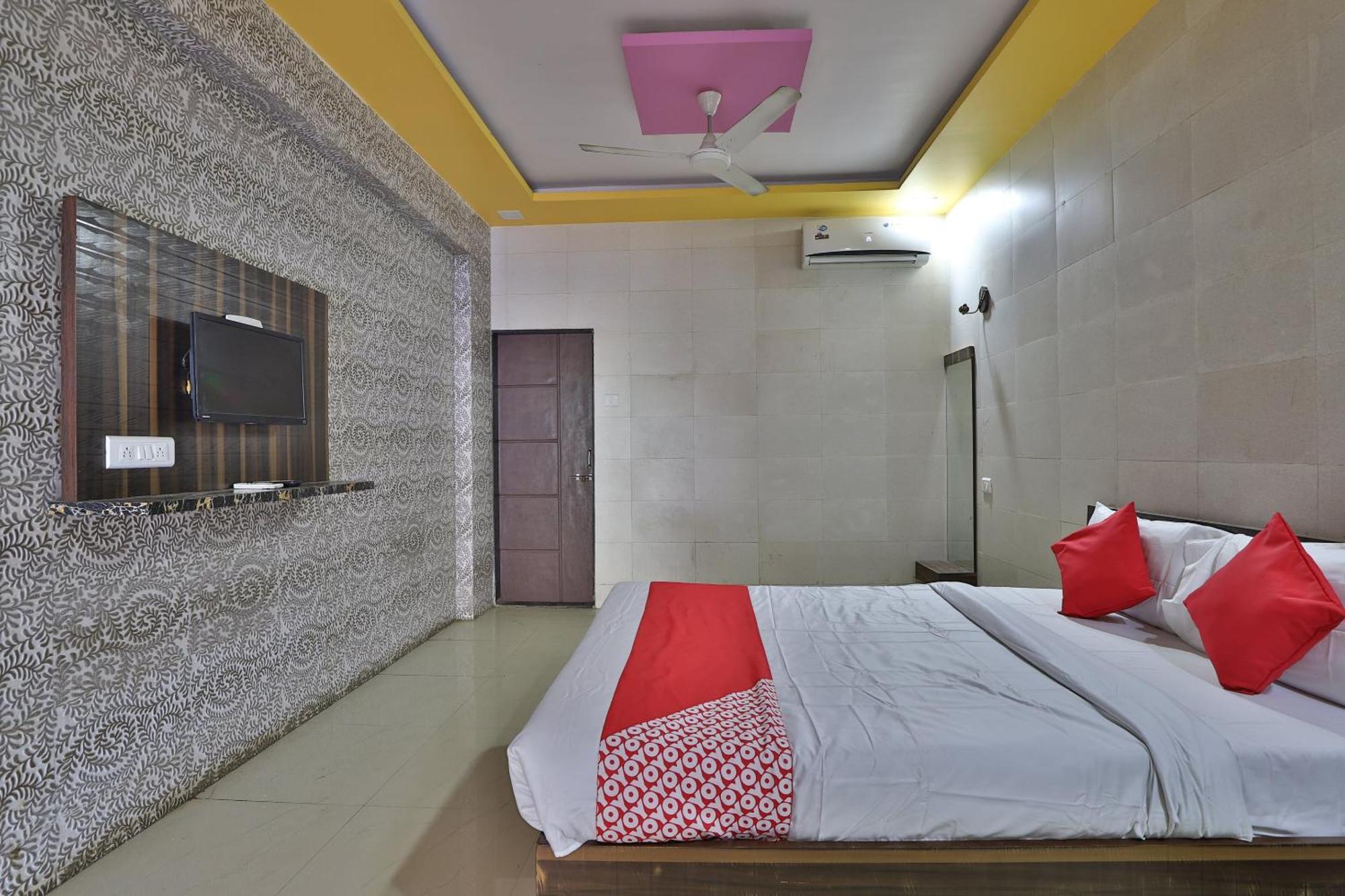 O Star Hotel 3*