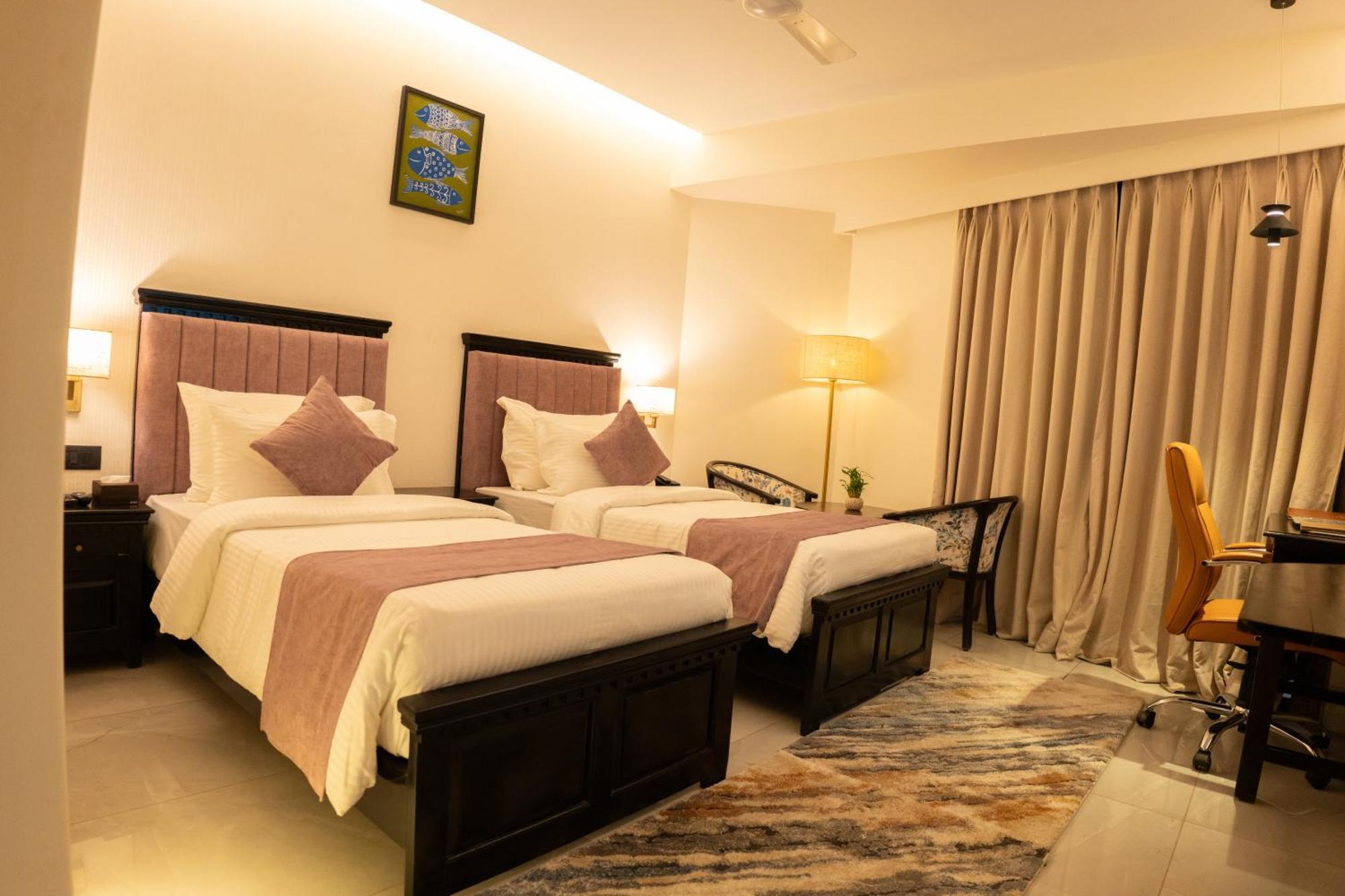 Hotel Pride Elite, 4*