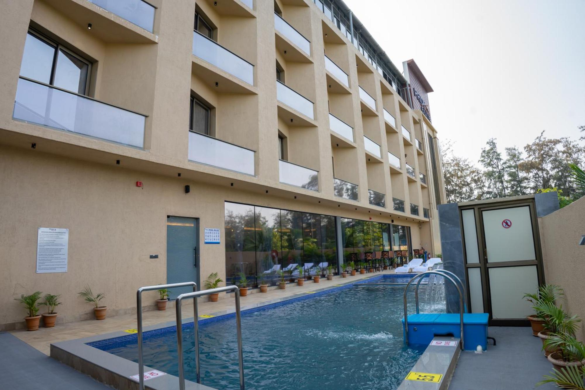 Hotel Pride Elite, Daman