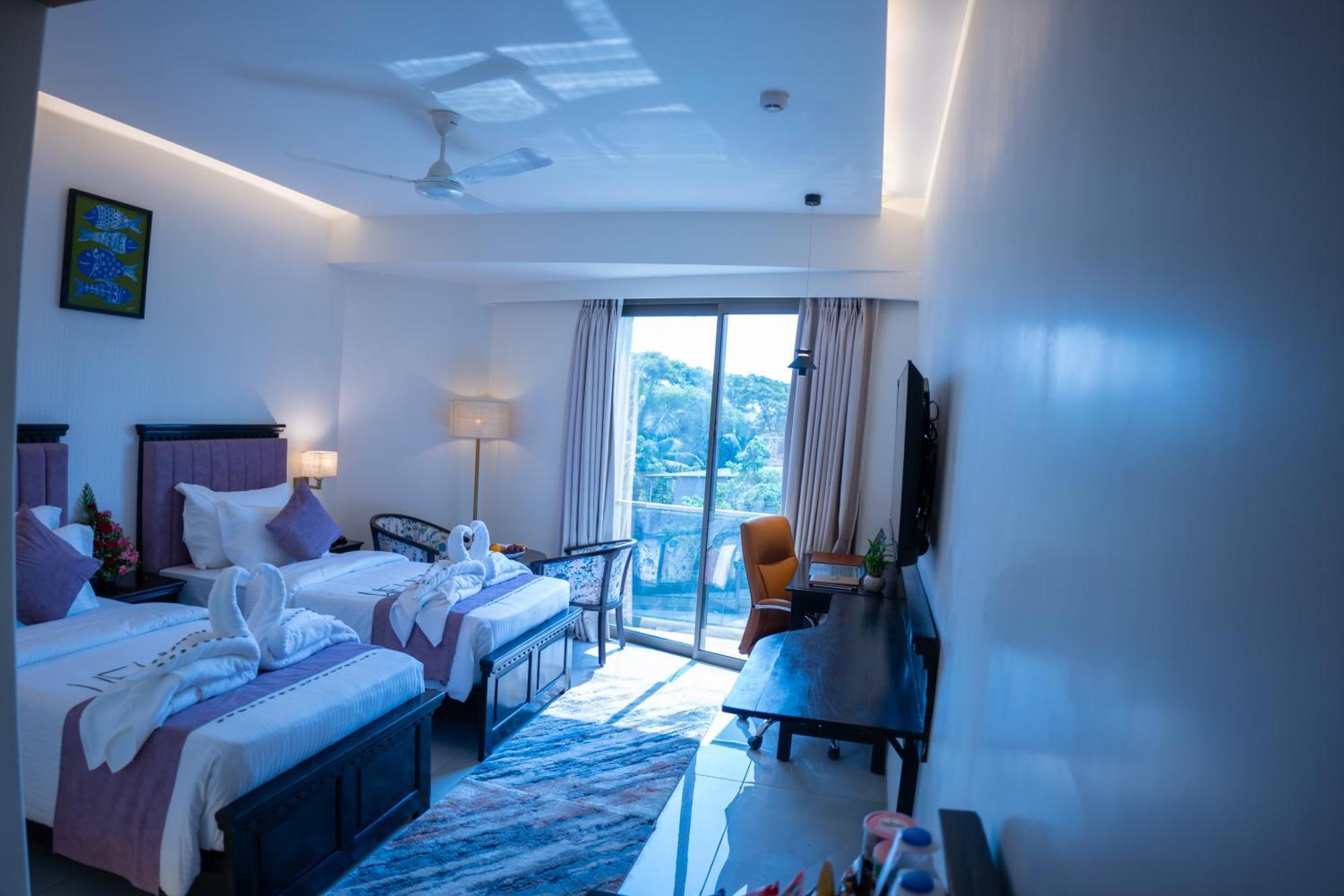 Pride Elite, Hotel Daman