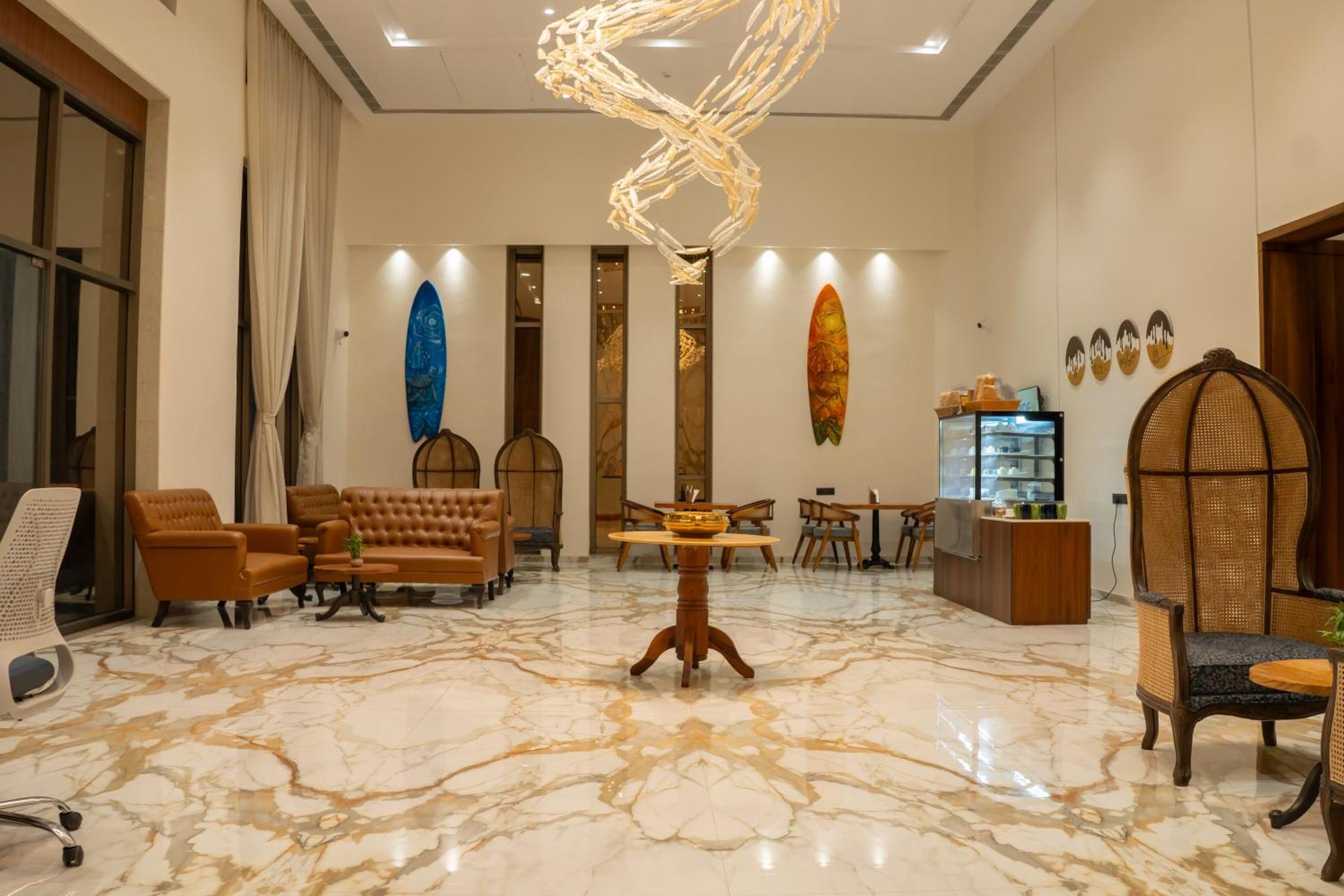 Pride Elite, Hotel Daman