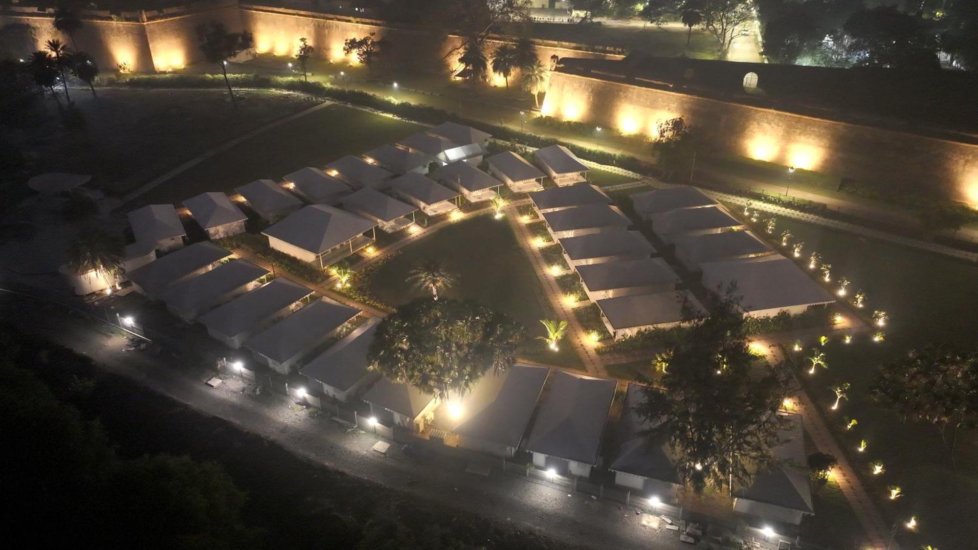Resort The Fern Seaside Luxurious Tent