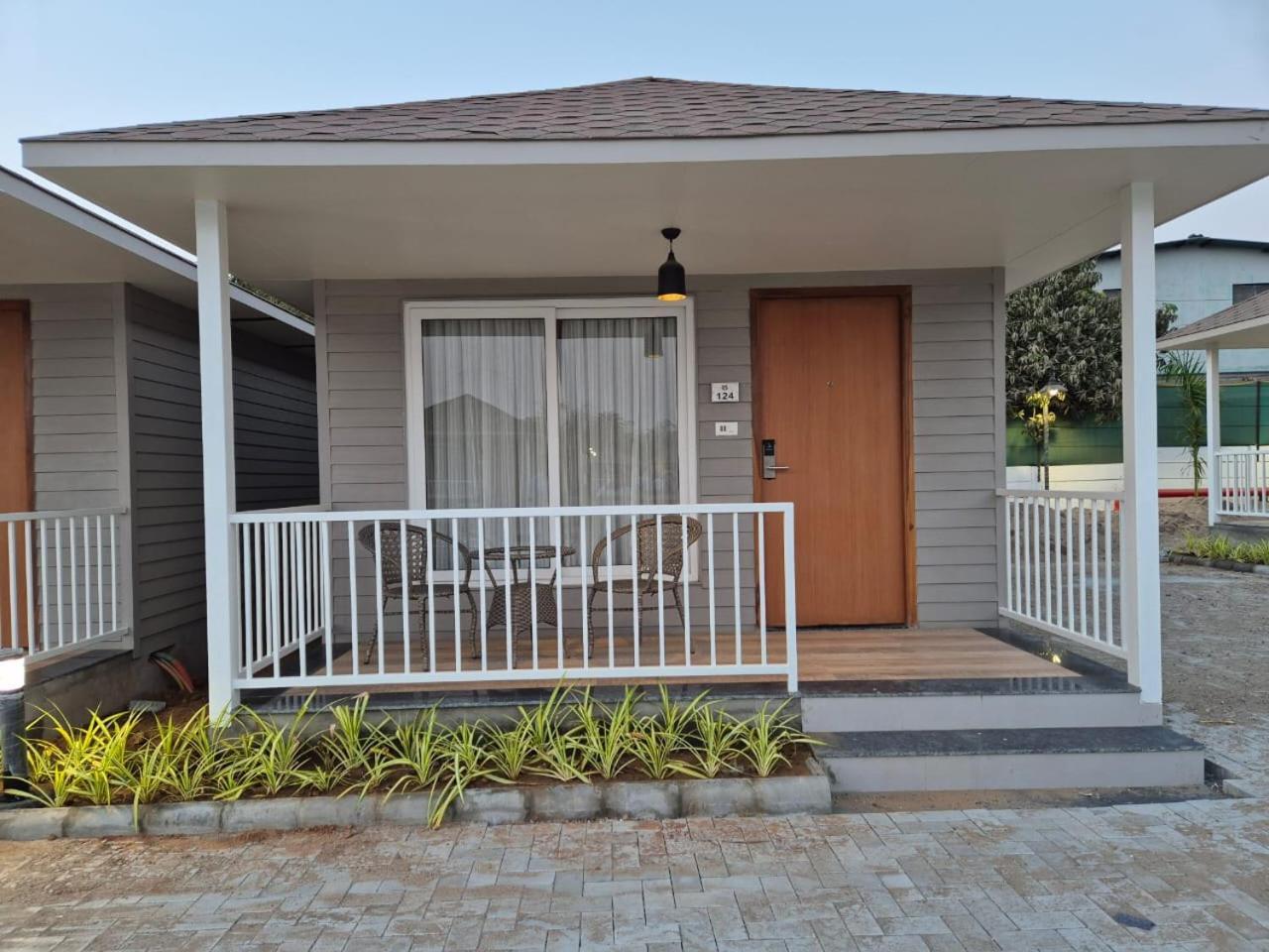 The Gold Annexe Daman