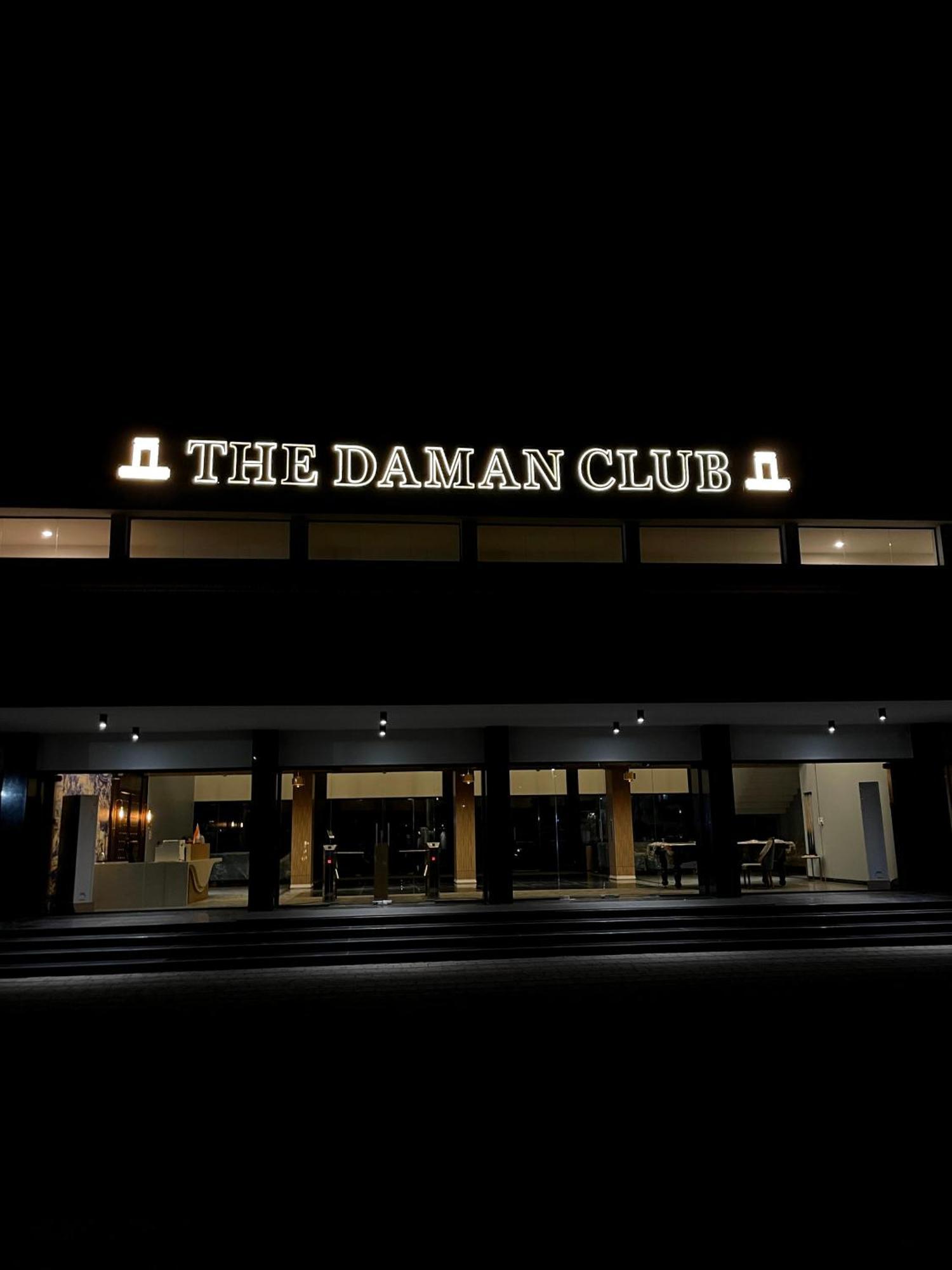 The Club