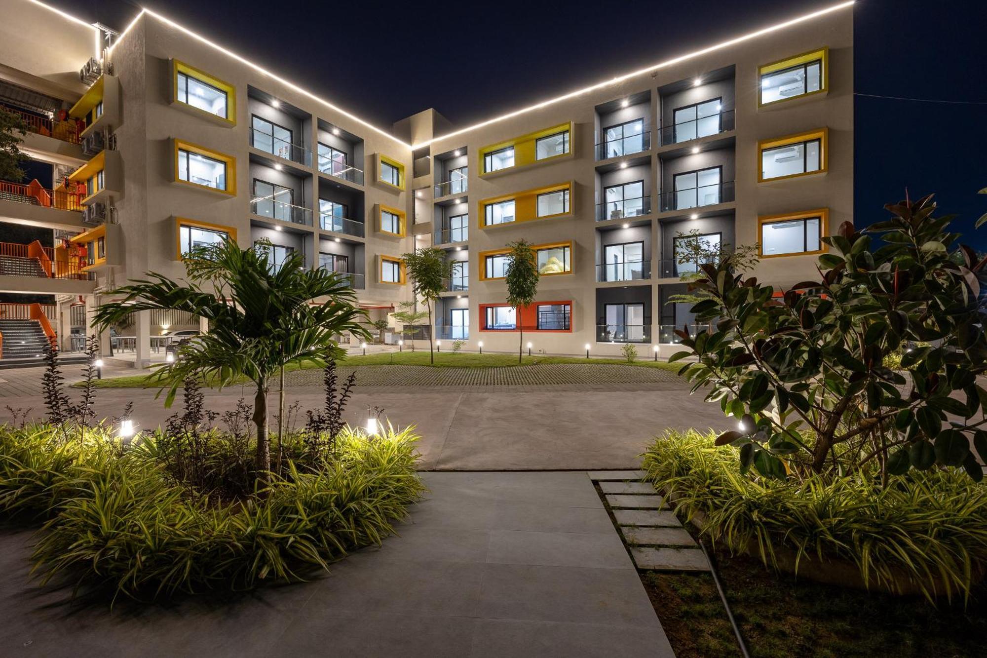 Saavi Hotel Daman
