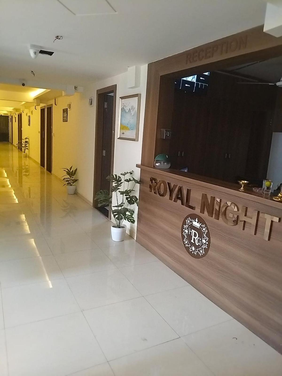 Royal Night Daman
